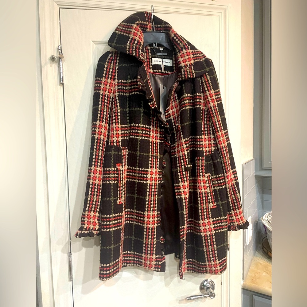 Adorable vintage look coat